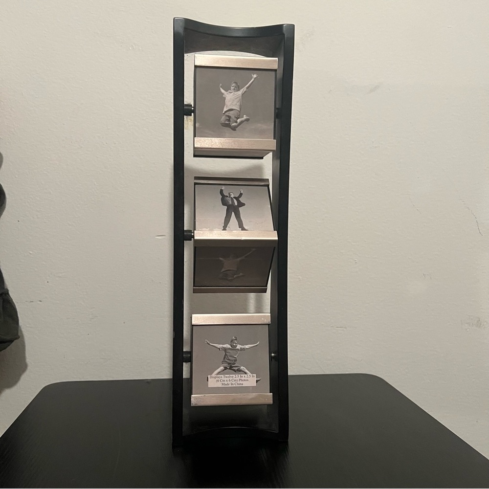 Rotating picture frame